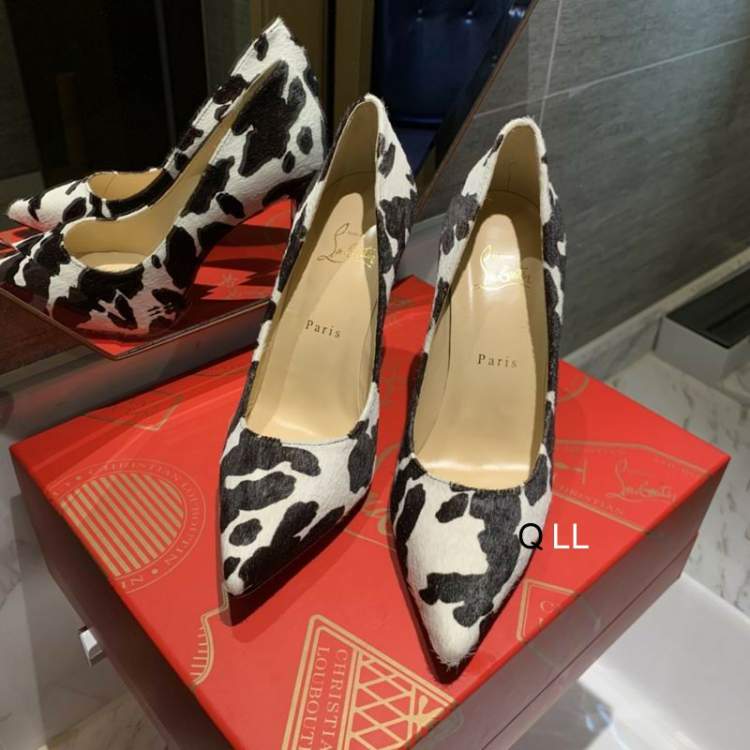Picture of Christian Shoes _SKUCLsz35-4010CM2CLL04253218